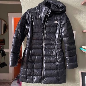 NWOT Womens TNF Gotham ll 550 DOWN HOODED PARKA JACKET BLACK MATTE SHINE